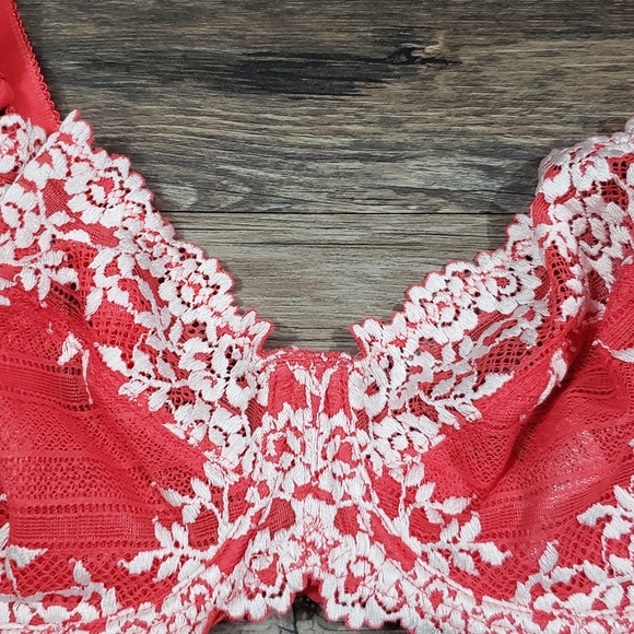 Wacoal Embrace Lace Sheer Bra 34c pink - Picture 2 of 6